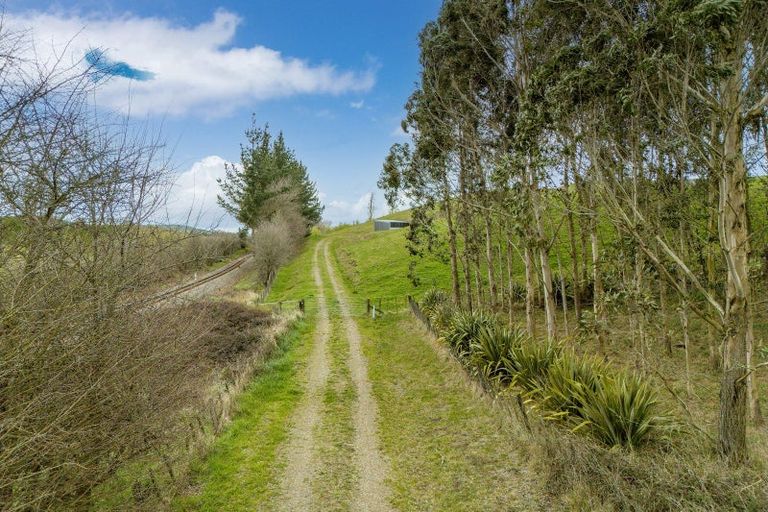Photo of property in 91 Tiffen Lane, Waipawa, 4210