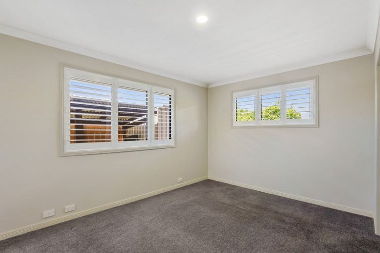 Photo of property in 5 De Castro Drive, Blenheim, 7201