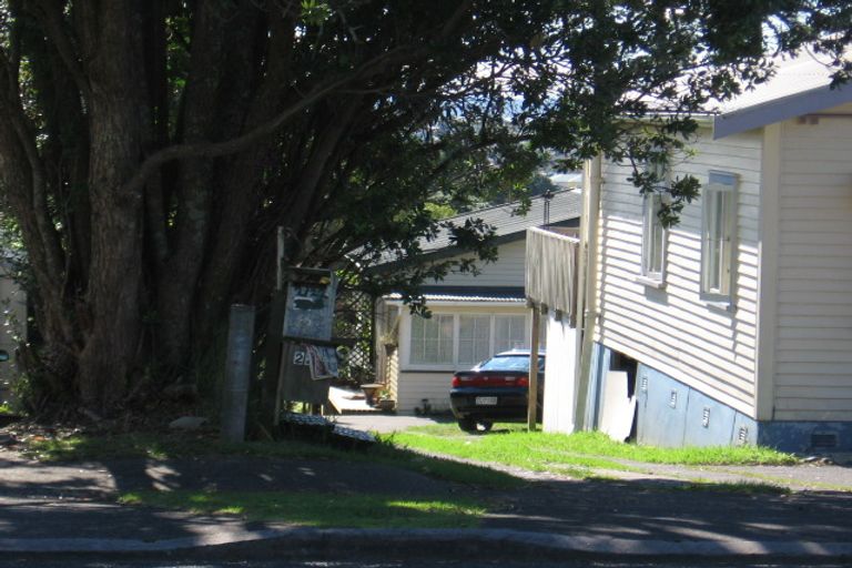 Photo of property in 1/22 Clayburn Road, Glen Eden, Auckland, 0602