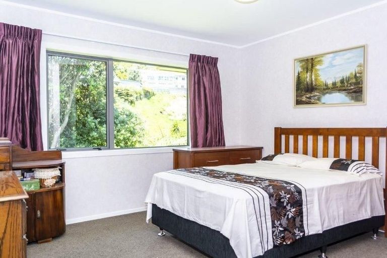 Photo of property in 12 Eton Place, Spotswood, New Plymouth, 4310