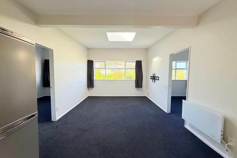 Photo of property in Parkland Flats, 17/51 Adams Terrace, Kelburn, Wellington, 6021