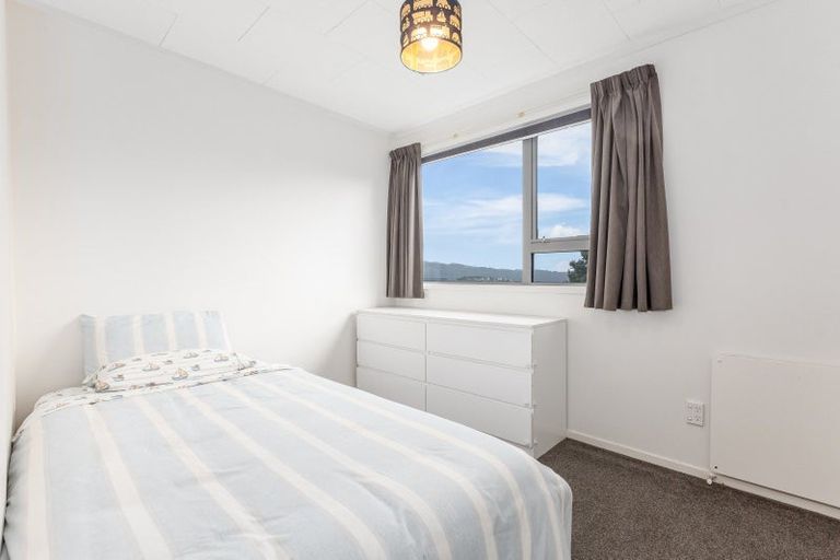 Photo of property in 4 Staysail Place, Whitby, Porirua, 5024