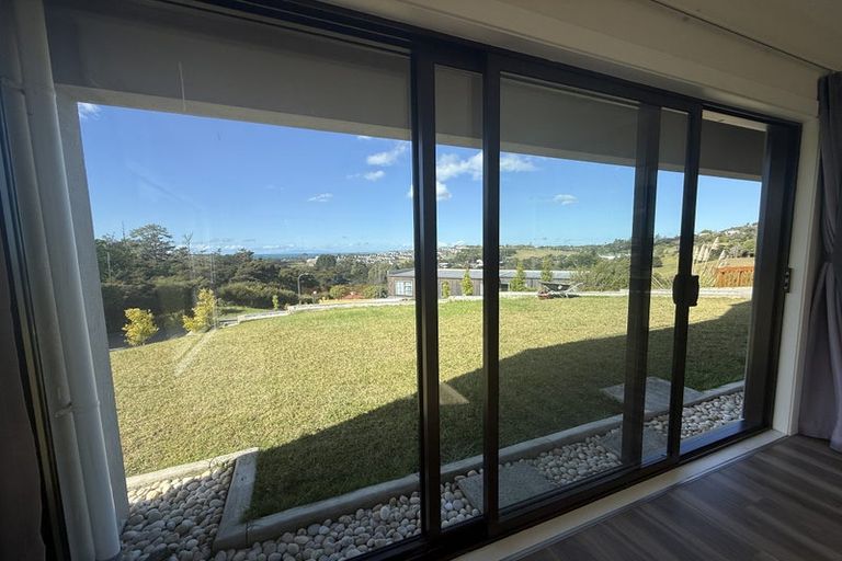 Photo of property in 80a Vaughans Road, Long Bay, Albany, 0792