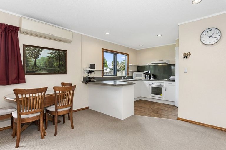 Photo of property in 5 Pounamu Place, Fairview Downs, Hamilton, 3214