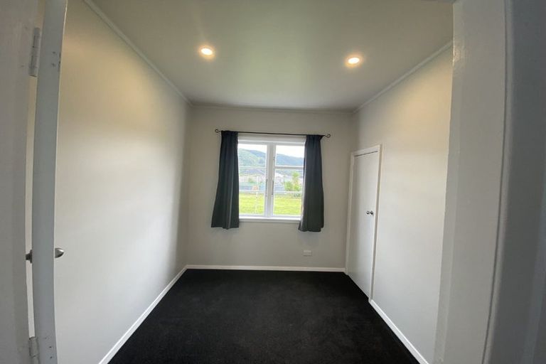Photo of property in 61 Miro Street, Trentham, Upper Hutt, 5018