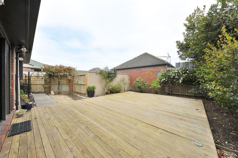 Photo of property in 2/77c Mackworth Street, Woolston, Christchurch, 8062