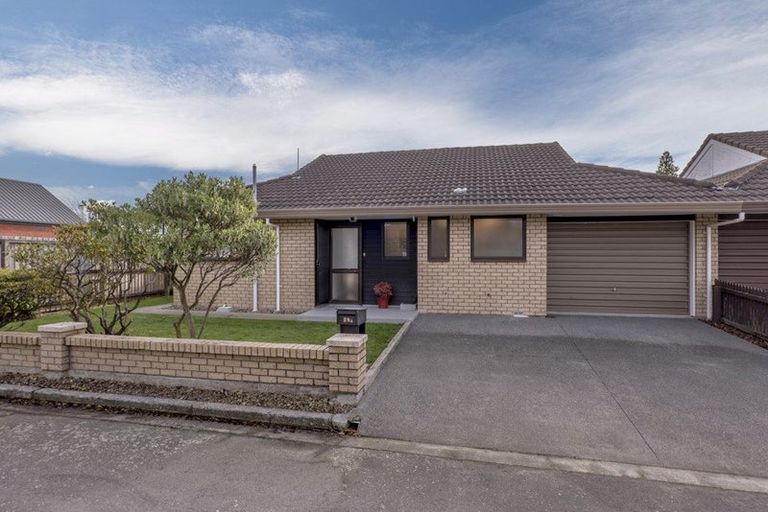 Photo of property in 1/18 Sheraton Place, Redwood, Christchurch, 8051