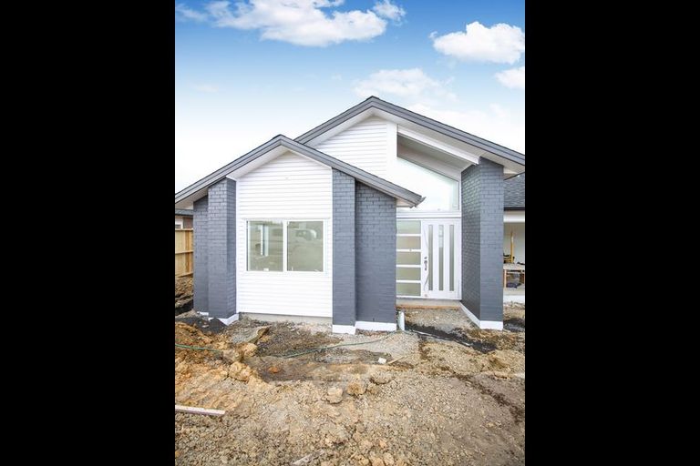 Photo of property in 29 Jelas Drive, Riverhead, 0820