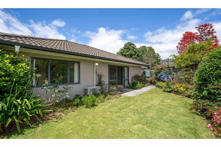 Photo of property in 1b Oakridge Drive, Kerikeri, 0230