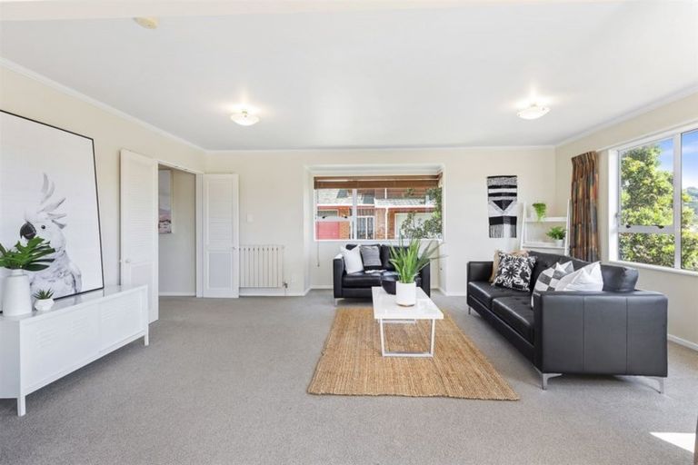 Photo of property in 5/2 The Top Gallant, Whitby, Porirua, 5024