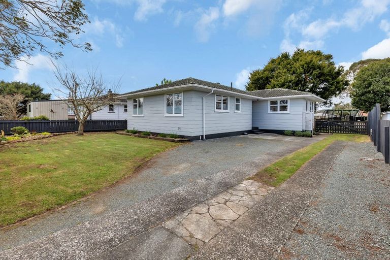 Photo of property in 17 Meadow Park Crescent, Tikipunga, Whangarei, 0112