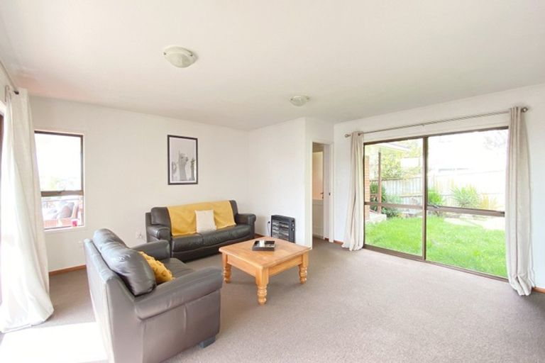 Photo of property in 176 Sturges Road, Henderson, Auckland, 0612