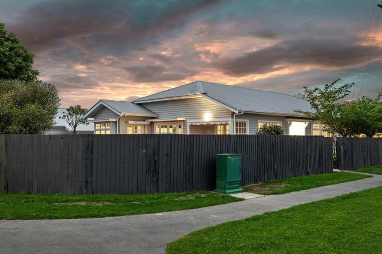 Photo of property in 1/142 Petrie Street, Richmond, Christchurch, 8013