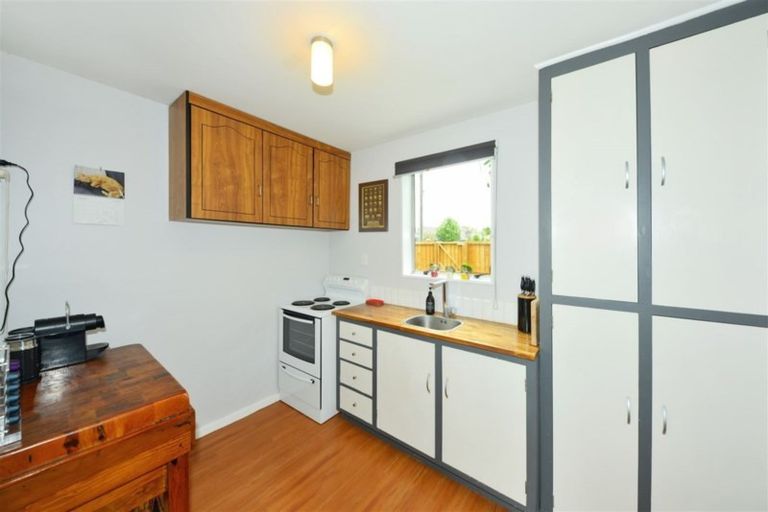 Photo of property in 2/36 Matlock Street, Woolston, Christchurch, 8062