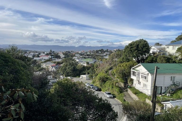 Photo of property in 85 Todman Street, Brooklyn, Wellington, 6021