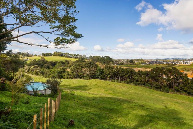 Photo of property in 1/199 Birdwood Road, Massey, Auckland, 0614