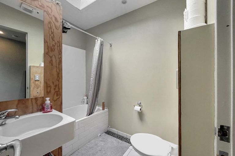 Photo of property in Mondrian Townhouses, 9/24 Hanson Street, Mount Cook, Wellington, 6021