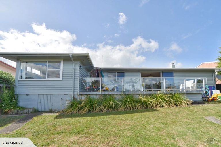 Photo of property in 26 George Point Road, Onerahi, Whangarei, 0110