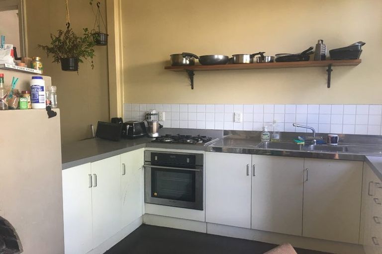 Photo of property in 254 Adelaide Road, Newtown, Wellington, 6021