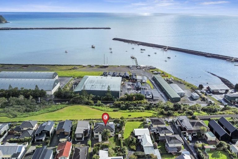 Photo of property in 26a Whiteley Street, Moturoa, New Plymouth, 4310