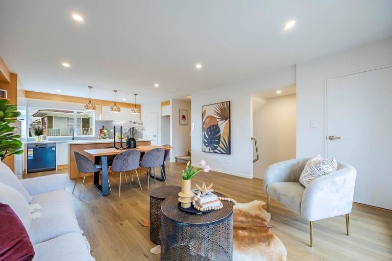 Photo of property in 7c Liston Street, Northcote, Auckland, 0627