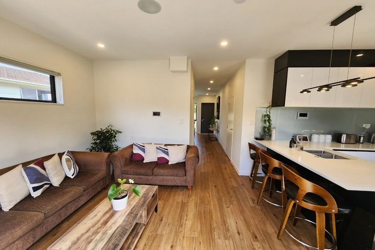 Photo of property in 74f Mckenzie Road, Mangere Bridge, Auckland, 2022