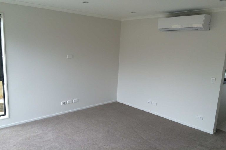 Photo of property in 11 Costa Viva Crescent, Karaka, Papakura, 2113