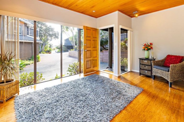 Photo of property in 16 Proteus Place, Half Moon Bay, Auckland, 2012