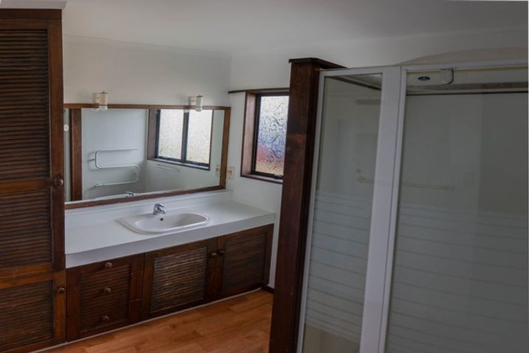 Photo of property in 37 Corinna Street, Welcome Bay, Tauranga, 3112