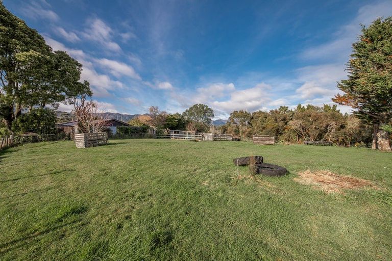 Photo of property in 57 Caledonian Road, Westport, 7892