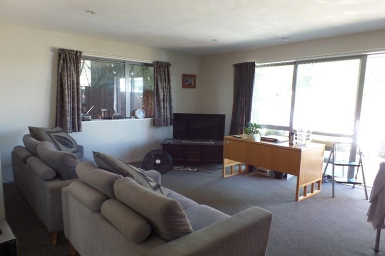 Photo of property in 492d Gloucester Street, Linwood, Christchurch, 8011