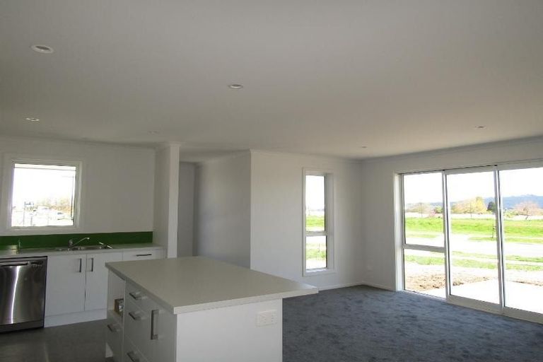 Photo of property in 35 Harakeke Drive, Wharewaka, Taupo, 3330