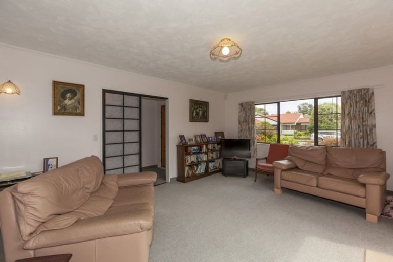 Photo of property in 44 Cedar Drive, Paraparaumu Beach, Paraparaumu, 5032