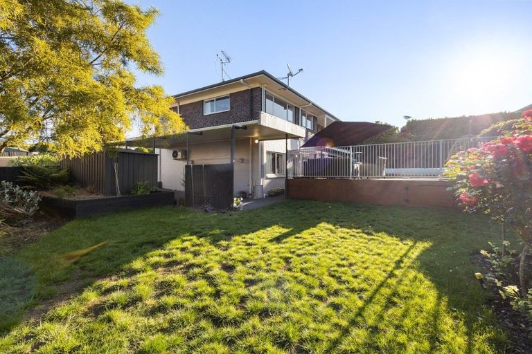 Photo of property in 72 Saint Andrews Terrace, St Andrews, Hamilton, 3200