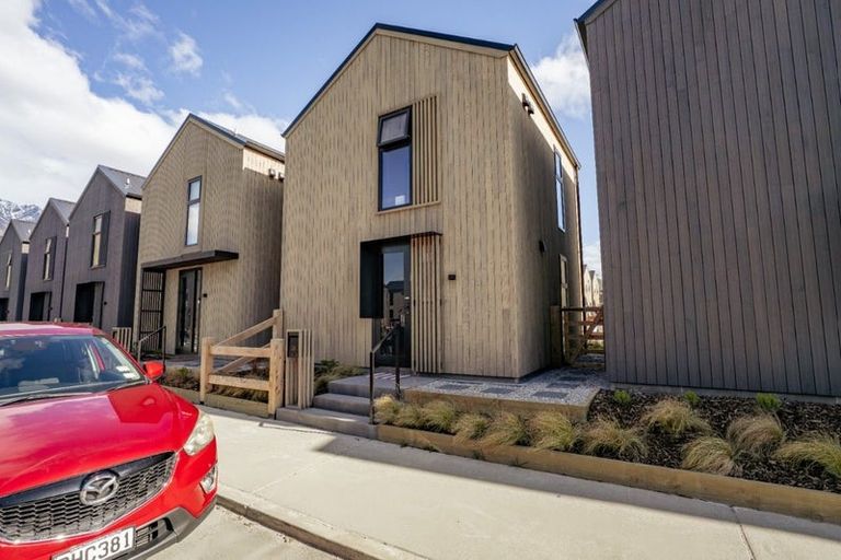 Photo of property in 12 Shearers Drive, Frankton, Queenstown, 9300