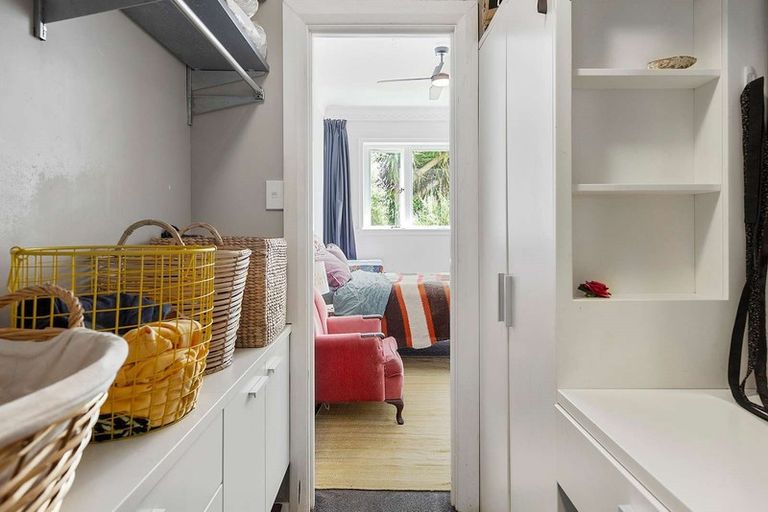 Photo of property in Ambassador Flats, 1/7 Maurice Terrace, Te Aro, Wellington, 6011