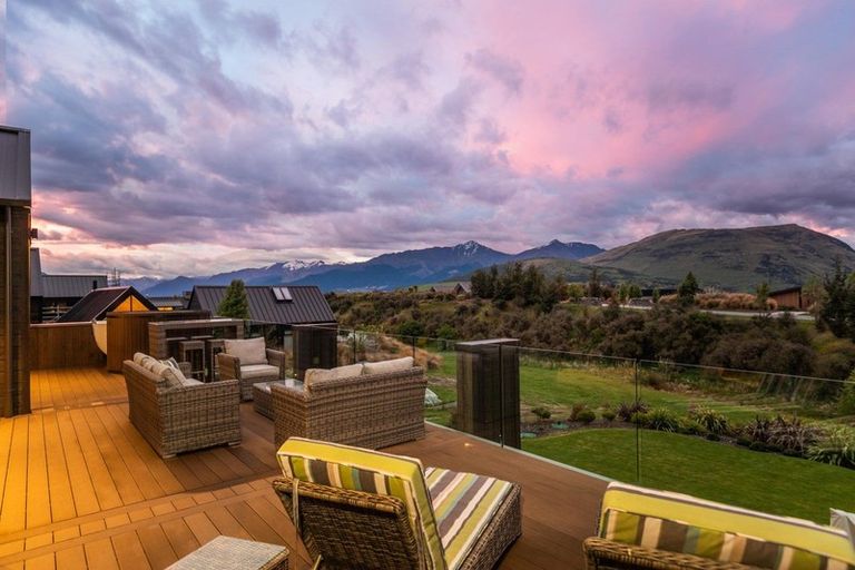 Photo of property in 12 Orford Drive, Jacks Point, Queenstown, 9371