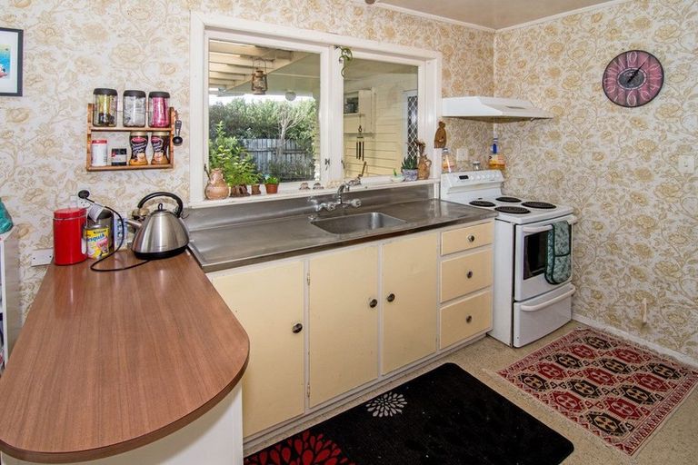 Photo of property in 13 Mabson Terrace, Masterton, 5810