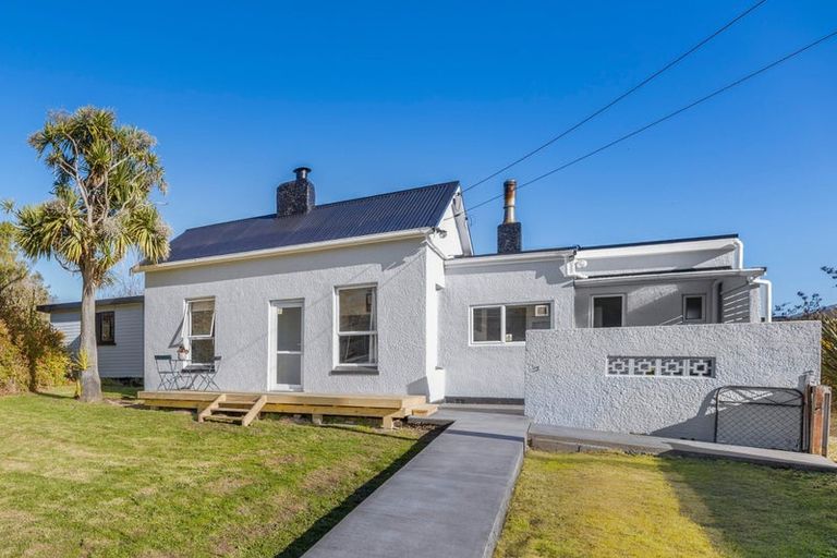 Photo of property in 10 North Taieri Road, Abbotsford, Dunedin, 9018