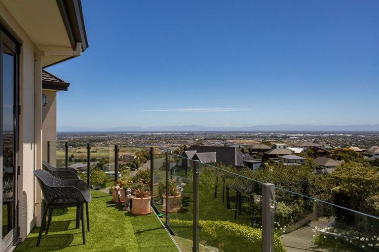 Photo of property in 2 Blencathra Place, Westmorland, Christchurch, 8025