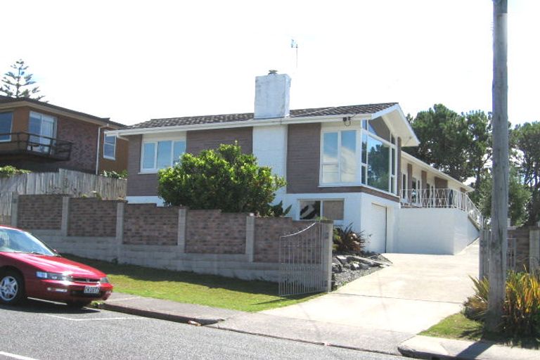 Photo of property in 89 Sunrise Avenue, Murrays Bay, Auckland, 0630