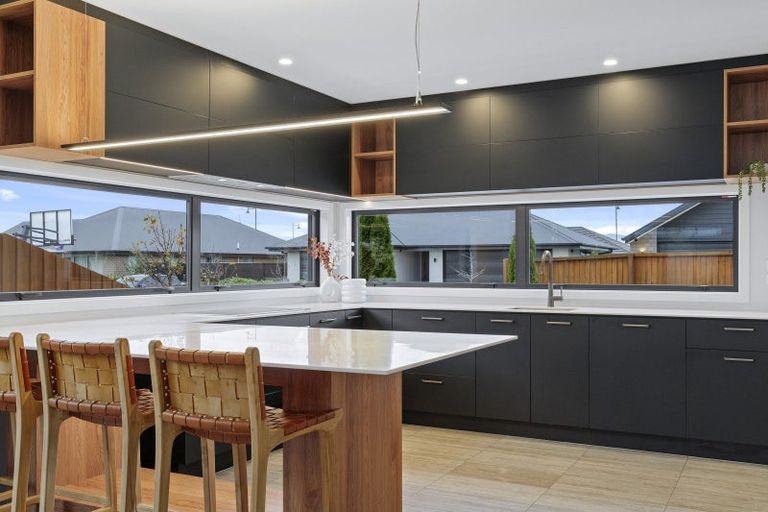 Photo of property in 60 Stationmasters Way, Prebbleton, 7604