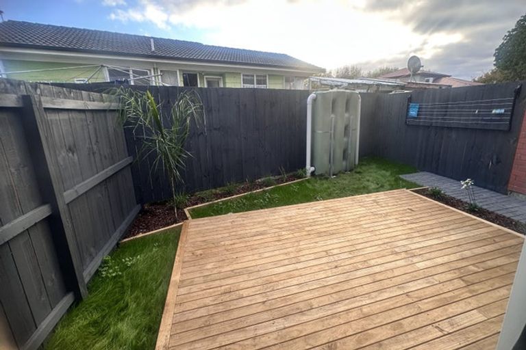 Photo of property in 14b Sunlands Drive, Manurewa, Auckland, 2102