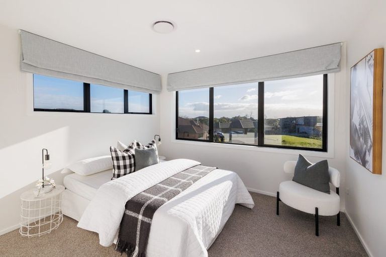 Photo of property in 18 Silkwood Place, Fitzherbert, Palmerston North, 4410