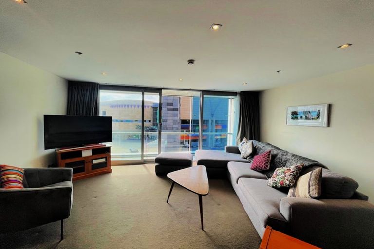Photo of property in Portal Apartments, 4b/42 Cable Street, Te Aro, Wellington, 6011