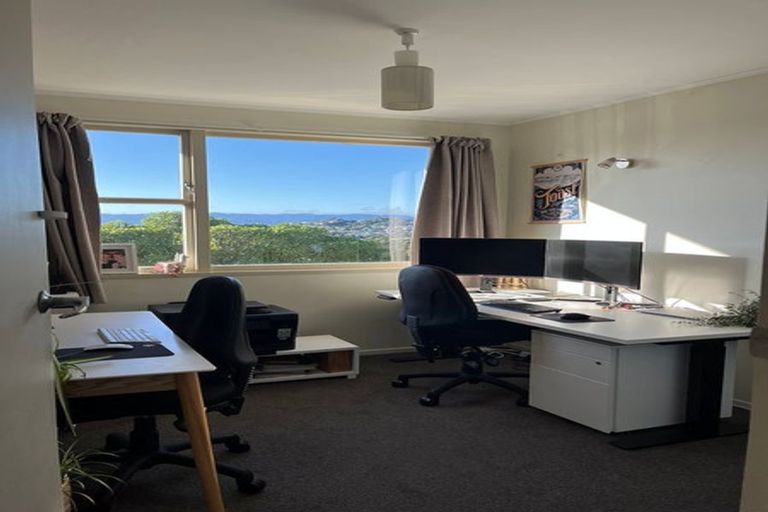 Photo of property in 26 Winston Street, Crofton Downs, Wellington, 6035