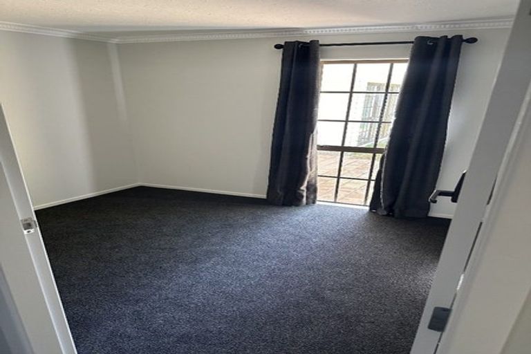 Photo of property in 3 Rawene Street, Waikanae, 5036