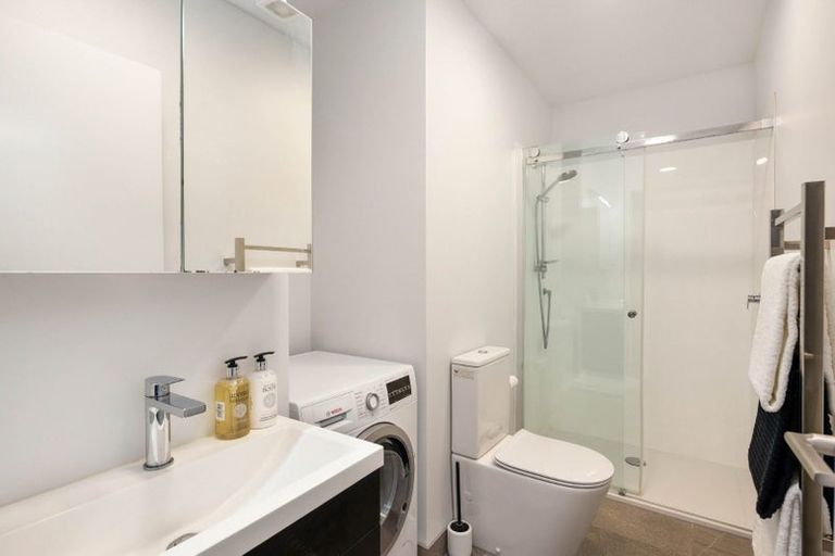 Photo of property in 2u3 Hindmarsh Street, Johnsonville, Wellington, 6037