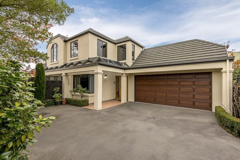 Photo of property in 56 Creyke Road, Ilam, Christchurch, 8041