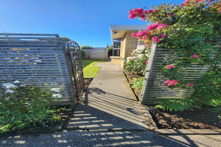 Photo of property in 2/17 Dublin Street, Windsor, Invercargill, 9810